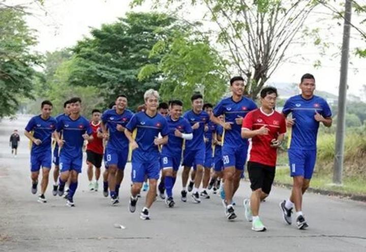 Mỹ Tâm: Họa mi tóc nâu và mối quan hệ với học trò