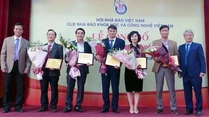 Giá mẫu iPhone này đang chạm - Cảm hứng video marketing từ Hotspot Matrix